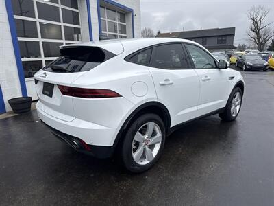 2023 Jaguar E-PACE P250 SE - Photo 5 - West Chester, PA 19382