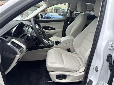 2023 Jaguar E-PACE P250 SE - Photo 9 - West Chester, PA 19382