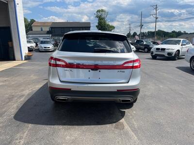 2016 Lincoln MKX Reserve   - Photo 8 - West Chester, PA 19382