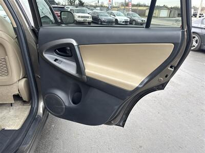 2012 Toyota RAV4 Limited - Photo 18 - West Chester, PA 19382