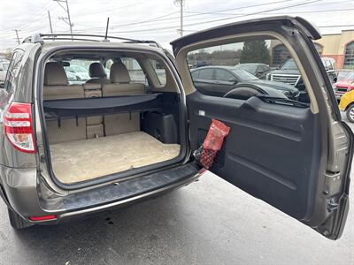 2012 Toyota RAV4 Limited - Photo 16 - West Chester, PA 19382