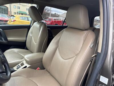 2012 Toyota RAV4 Limited - Photo 10 - West Chester, PA 19382