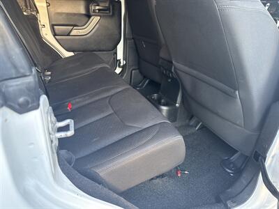 2016 Jeep Wrangler Unlimited Sport   - Photo 13 - West Chester, PA 19382