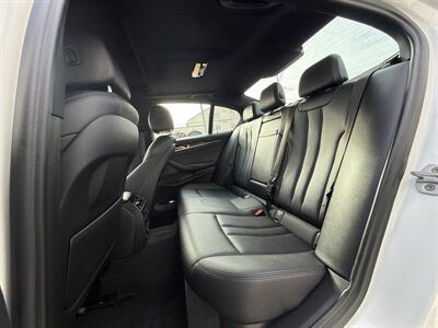 2018 BMW 530i xDrive - Photo 10 - West Chester, PA 19382