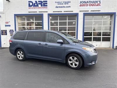 2014 Toyota Sienna LE 8-Passenger   - Photo 6 - West Chester, PA 19382