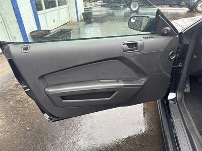 2012 Ford Mustang GT   - Photo 8 - West Chester, PA 19382