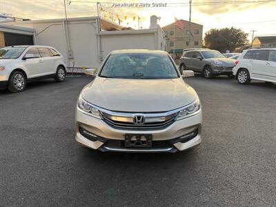 2016 Honda Accord EX-L w/Navi w/Honda Sensing   - Photo 2 - West Chester, PA 19382