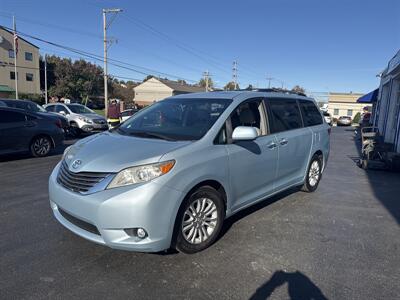 2015 Toyota Sienna XLE 8-Passenger   - Photo 9 - West Chester, PA 19382