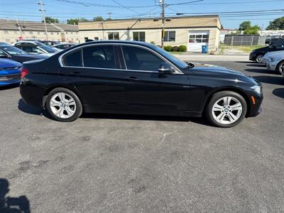 2018 BMW 330i xDrive   - Photo 5 - West Chester, PA 19382