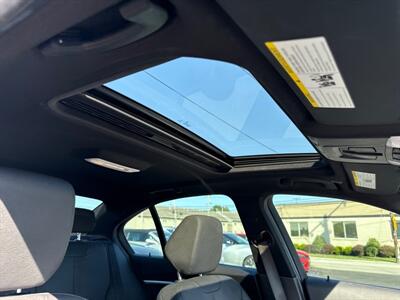 2018 BMW 330i xDrive   - Photo 24 - West Chester, PA 19382