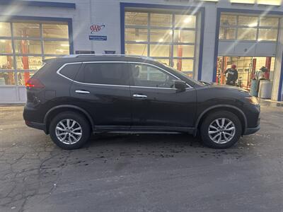 2018 Nissan Rogue S - Photo 4 - West Chester, PA 19382