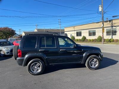 2003 Jeep Liberty Renegade   - Photo 4 - West Chester, PA 19382