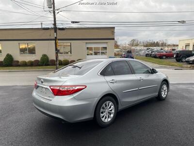 2016 Toyota Camry Hybrid LE   - Photo 5 - West Chester, PA 19382