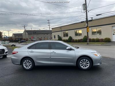 2016 Toyota Camry Hybrid LE   - Photo 4 - West Chester, PA 19382