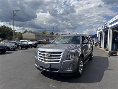 2019 Cadillac Escalade Premium Luxury   - Photo 2 - West Chester, PA 19382