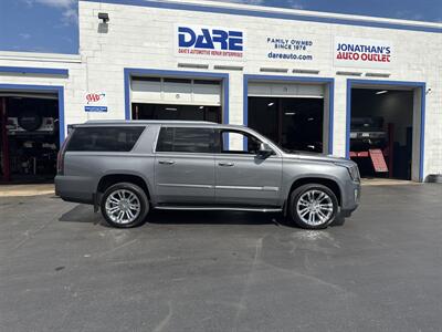 2019 Cadillac Escalade Premium Luxury   - Photo 6 - West Chester, PA 19382
