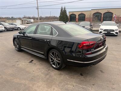 2017 Volkswagen Passat 1.8T R-Line   - Photo 8 - West Chester, PA 19382