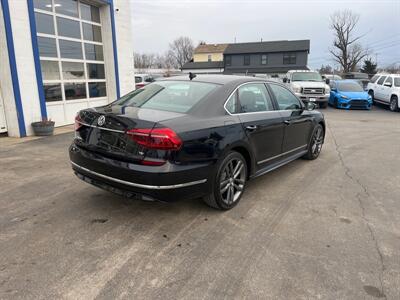 2017 Volkswagen Passat 1.8T R-Line   - Photo 5 - West Chester, PA 19382