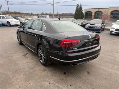 2017 Volkswagen Passat 1.8T R-Line   - Photo 7 - West Chester, PA 19382