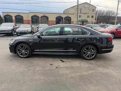 2017 Volkswagen Passat 1.8T R-Line   - Photo 9 - West Chester, PA 19382