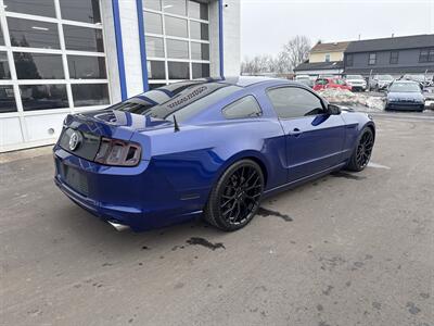 2014 Ford Mustang V6 - Photo 5 - West Chester, PA 19382