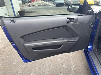 2014 Ford Mustang V6 - Photo 8 - West Chester, PA 19382