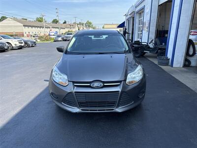 2012 Ford Focus S   - Photo 2 - West Chester, PA 19382