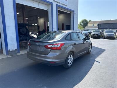 2012 Ford Focus S   - Photo 6 - West Chester, PA 19382