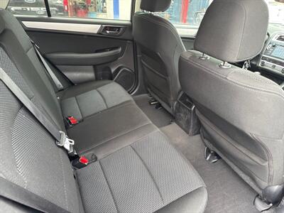 2017 Subaru Outback 2.5i Premium   - Photo 16 - West Chester, PA 19382