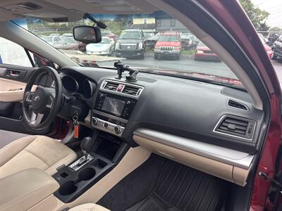 2015 Subaru Legacy 2.5i Premium   - Photo 14 - West Chester, PA 19382