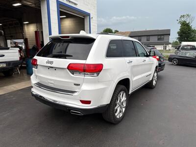 2020 Jeep Grand Cherokee Summit   - Photo 5 - West Chester, PA 19382