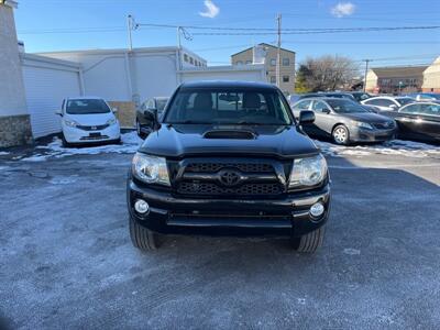 2011 Toyota Tacoma V6   - Photo 2 - West Chester, PA 19382