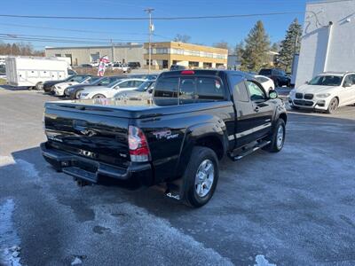 2011 Toyota Tacoma V6   - Photo 6 - West Chester, PA 19382