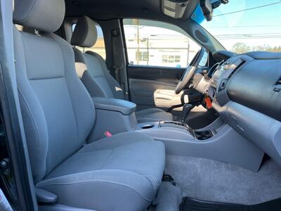 2011 Toyota Tacoma V6   - Photo 17 - West Chester, PA 19382