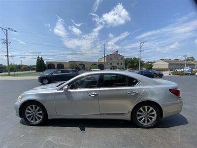 2011 Lexus LS 460   - Photo 8 - West Chester, PA 19382