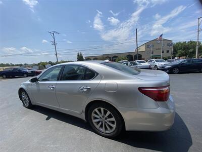 2011 Lexus LS 460   - Photo 7 - West Chester, PA 19382