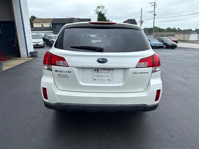 2013 Subaru Outback 2.5i Premium   - Photo 6 - West Chester, PA 19382