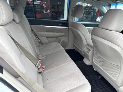 2013 Subaru Outback 2.5i Premium   - Photo 15 - West Chester, PA 19382