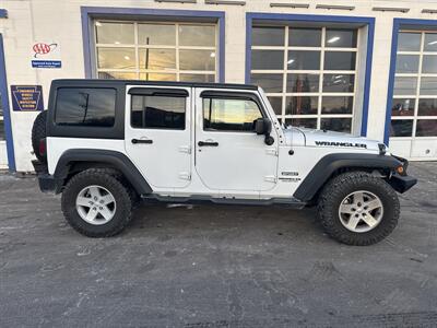 2017 Jeep Wrangler Unlimited Sport - Photo 4 - West Chester, PA 19382