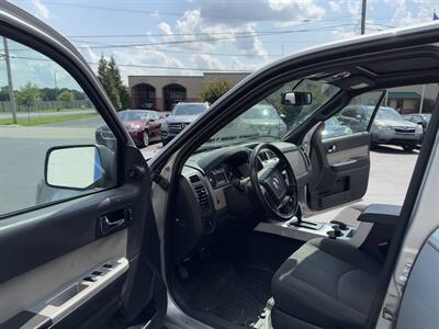 2009 Mercury Mariner V6   - Photo 8 - West Chester, PA 19382