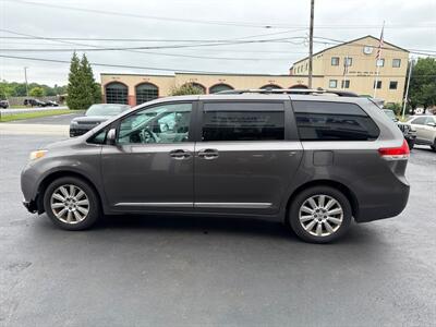 2013 Toyota Sienna LE 7-Passenger   - Photo 8 - West Chester, PA 19382