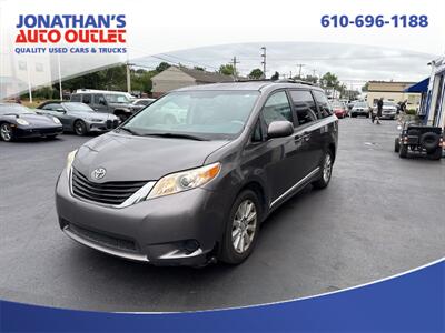 2013 Toyota Sienna LE 7-Passenger   - Photo 1 - West Chester, PA 19382