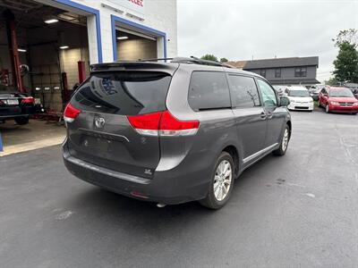 2013 Toyota Sienna LE 7-Passenger   - Photo 5 - West Chester, PA 19382