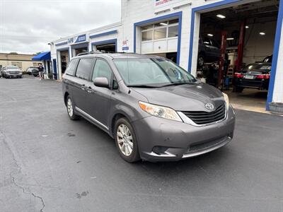 2013 Toyota Sienna LE 7-Passenger   - Photo 3 - West Chester, PA 19382