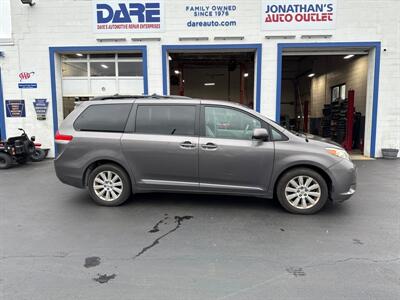 2013 Toyota Sienna LE 7-Passenger   - Photo 4 - West Chester, PA 19382