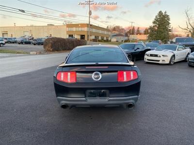 2012 Ford Mustang GT   - Photo 6 - West Chester, PA 19382