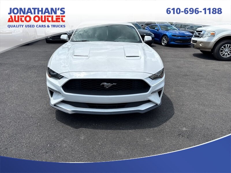 2020 Ford Mustang EcoBoost  