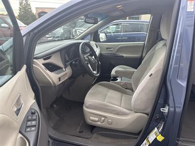 2015 Toyota Sienna LE 8-Passenger   - Photo 7 - West Chester, PA 19382