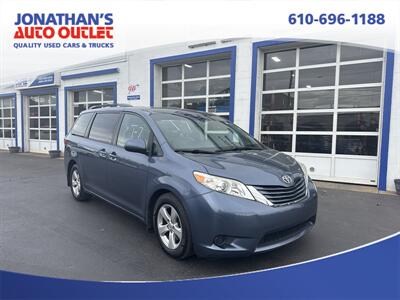 2015 Toyota Sienna LE 8-Passenger - Photo 1 - West Chester, PA 19382