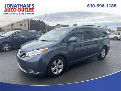 2015 Toyota Sienna LE 8-Passenger   - Photo 1 - West Chester, PA 19382
